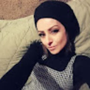 Meet your Posher, Amina